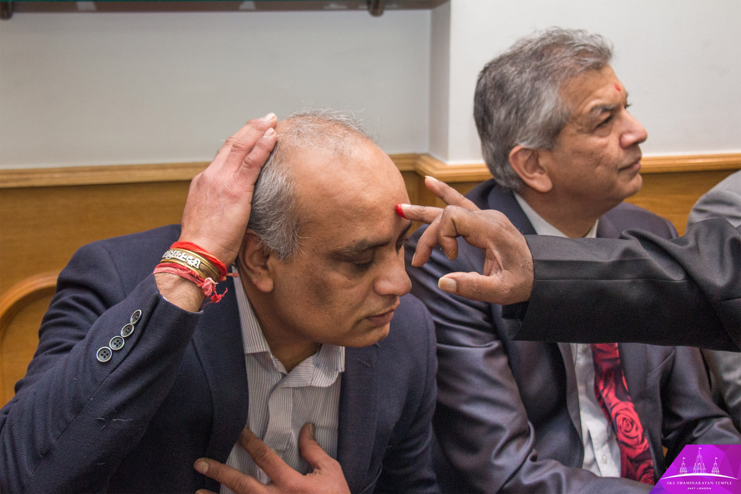 ©1987-2017 SKS Swaminarayan Temple East London